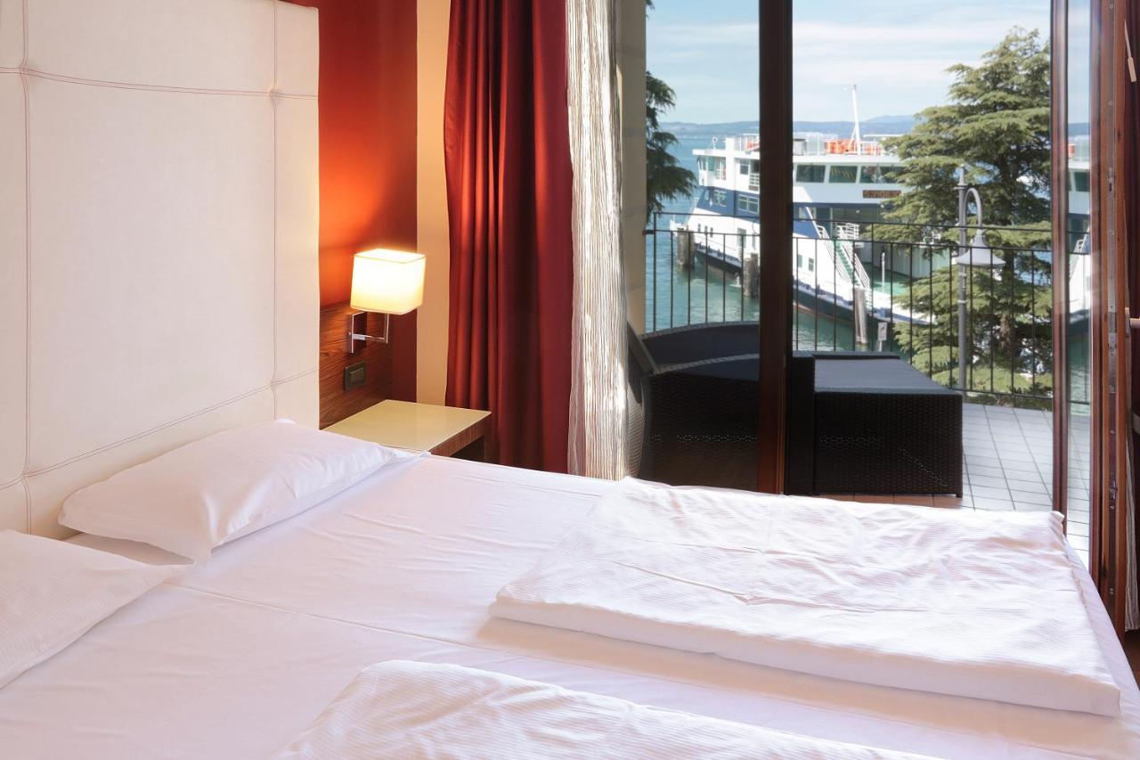 Hotel Lido Torri Del Benaco Esterno foto