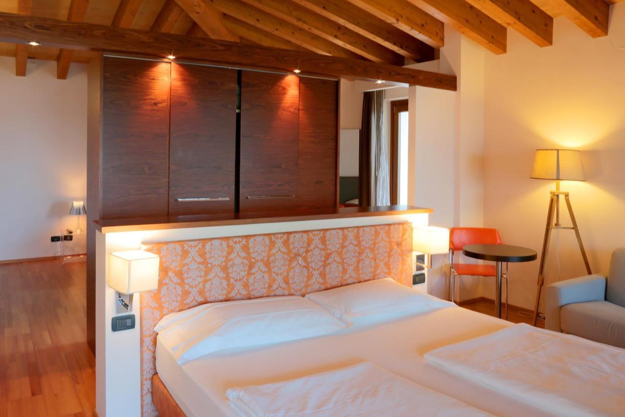 Hotel Lido Torri Del Benaco Esterno foto