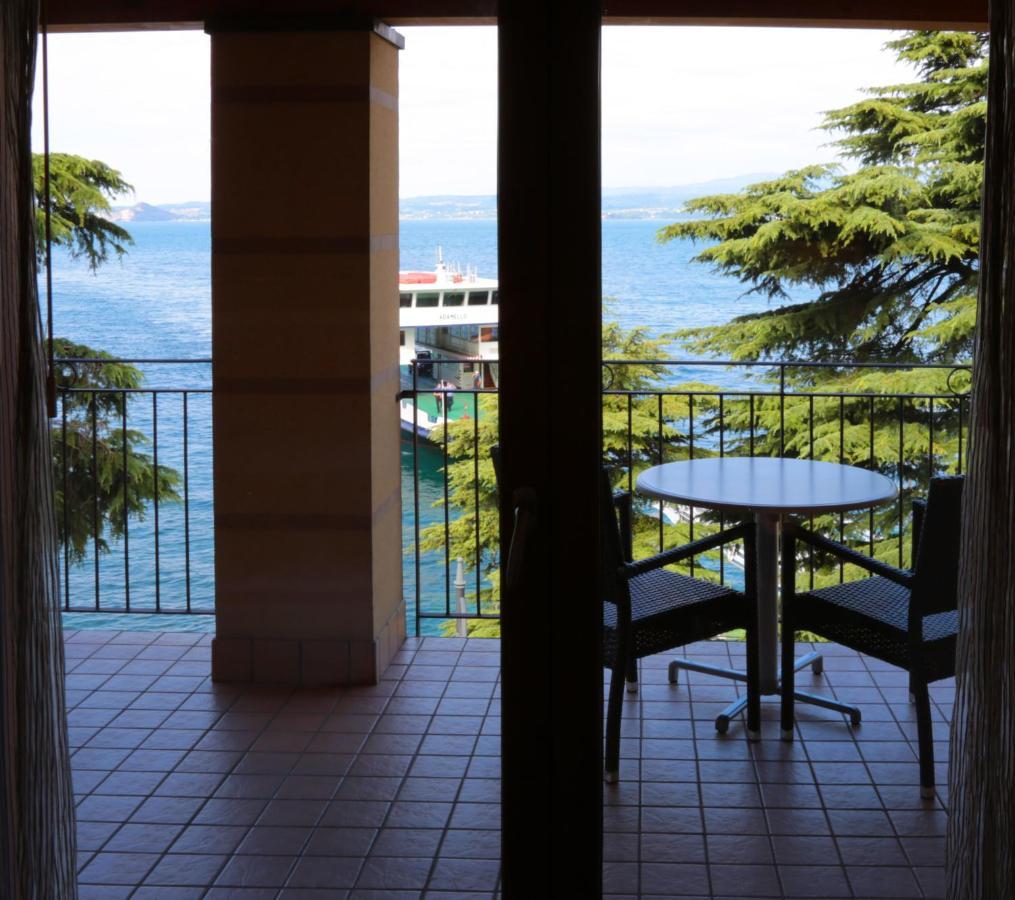 Hotel Lido Torri Del Benaco Esterno foto